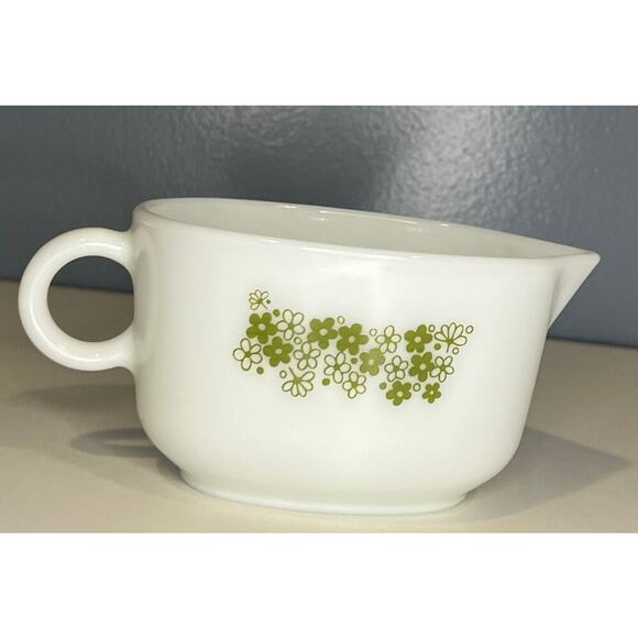 Vintage Pyrex Gravy Boat - Picture 2 of 9